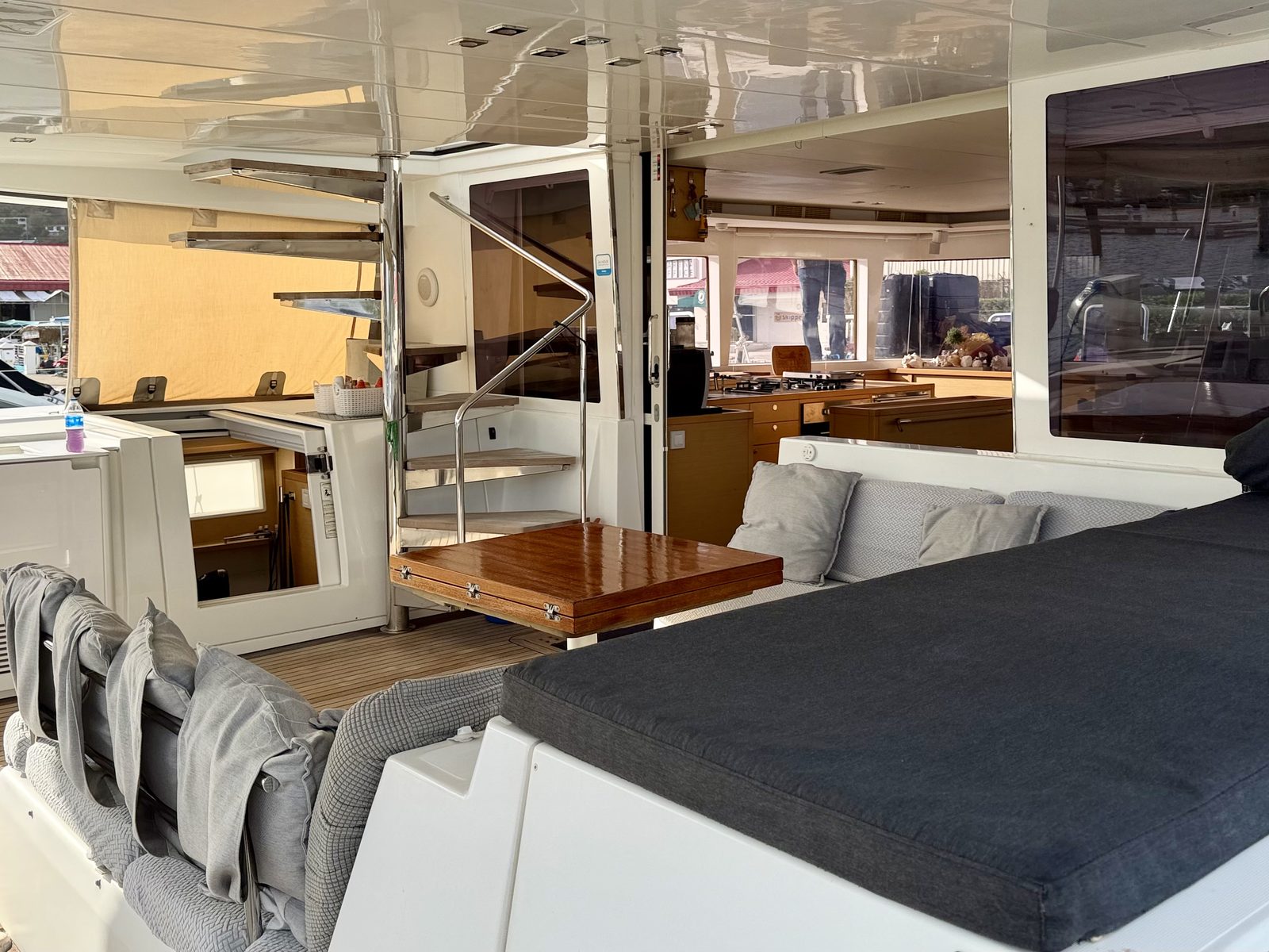 Pretty Lucky — aft deck seating and swim platform