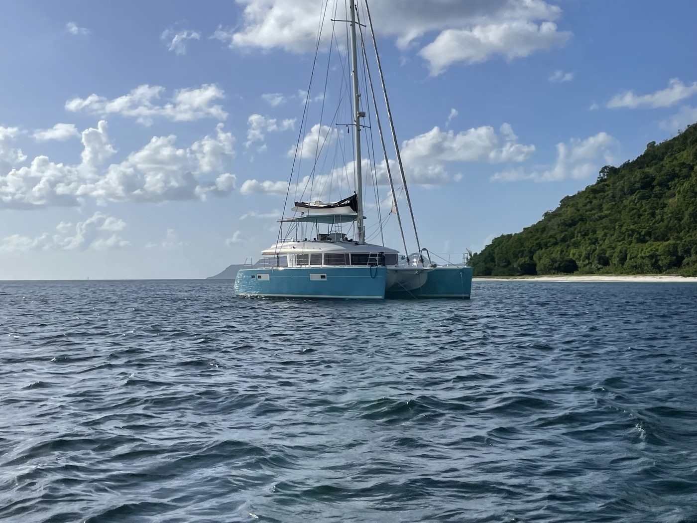 Pretty Lucky under full sail